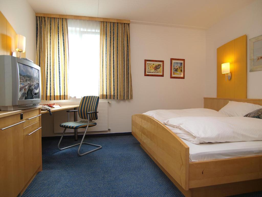 Gastwirtschaft & Hotel Holzinger Moellersdorf Room photo