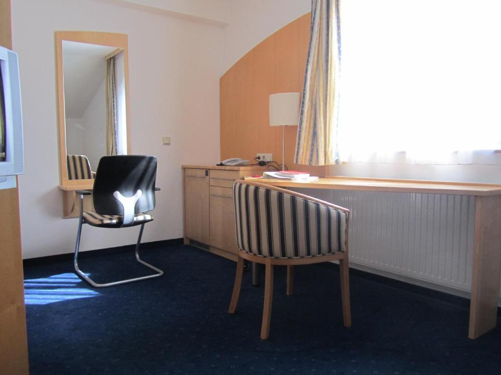 Gastwirtschaft & Hotel Holzinger Moellersdorf Room photo